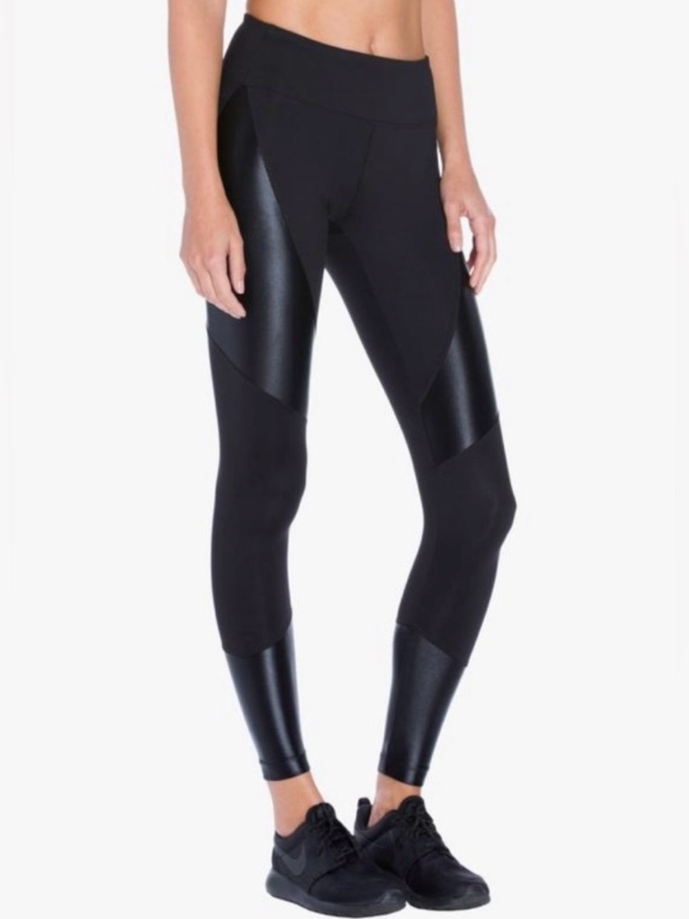 KORAL Black Forge Mid Rise Legging Shiny Contrast Panels Active Gym Size Small - Picture 1 of 7